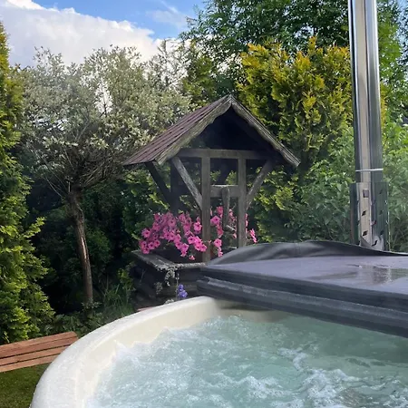 Pod Modrzewiem Zubrzyca Gorna